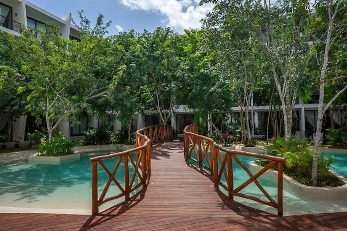 Condo Jungle Apartment & Private Patio Tulum