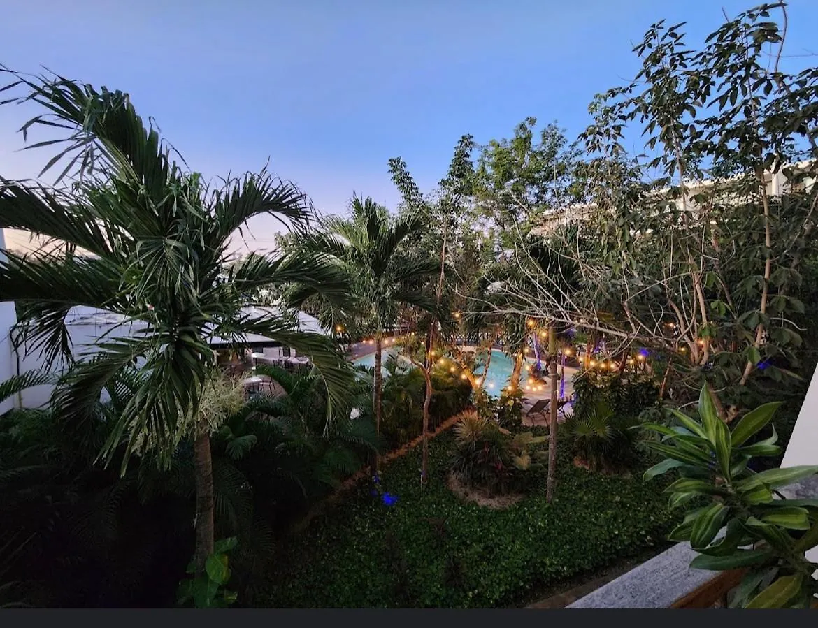 Condo Jungle Apartment & Private Patio Tulum
